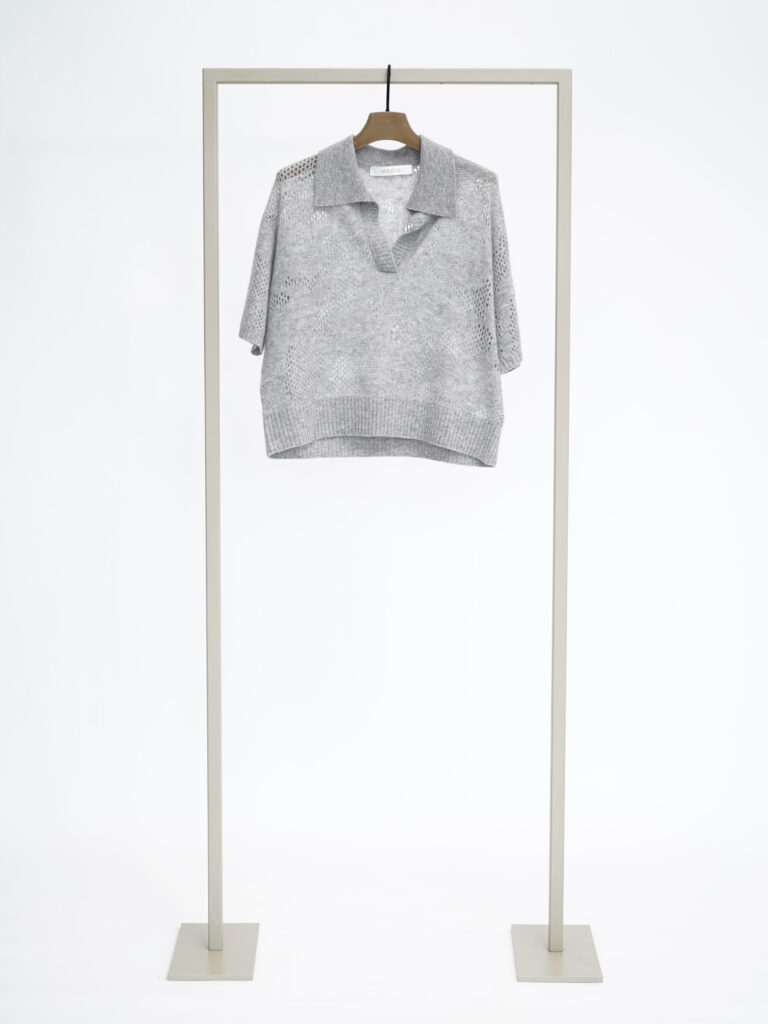 Herzen Short Sleeve Sweater Grey